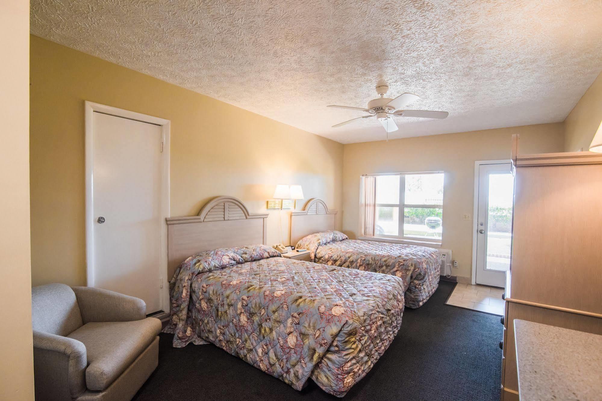 The Driftwood Lodge Panama City Beach Exterior photo